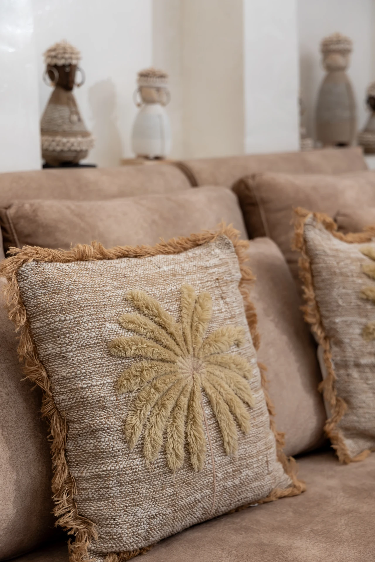 Comfort Villa — boho living room with rattan seating (Villa Ginger) — photo 33