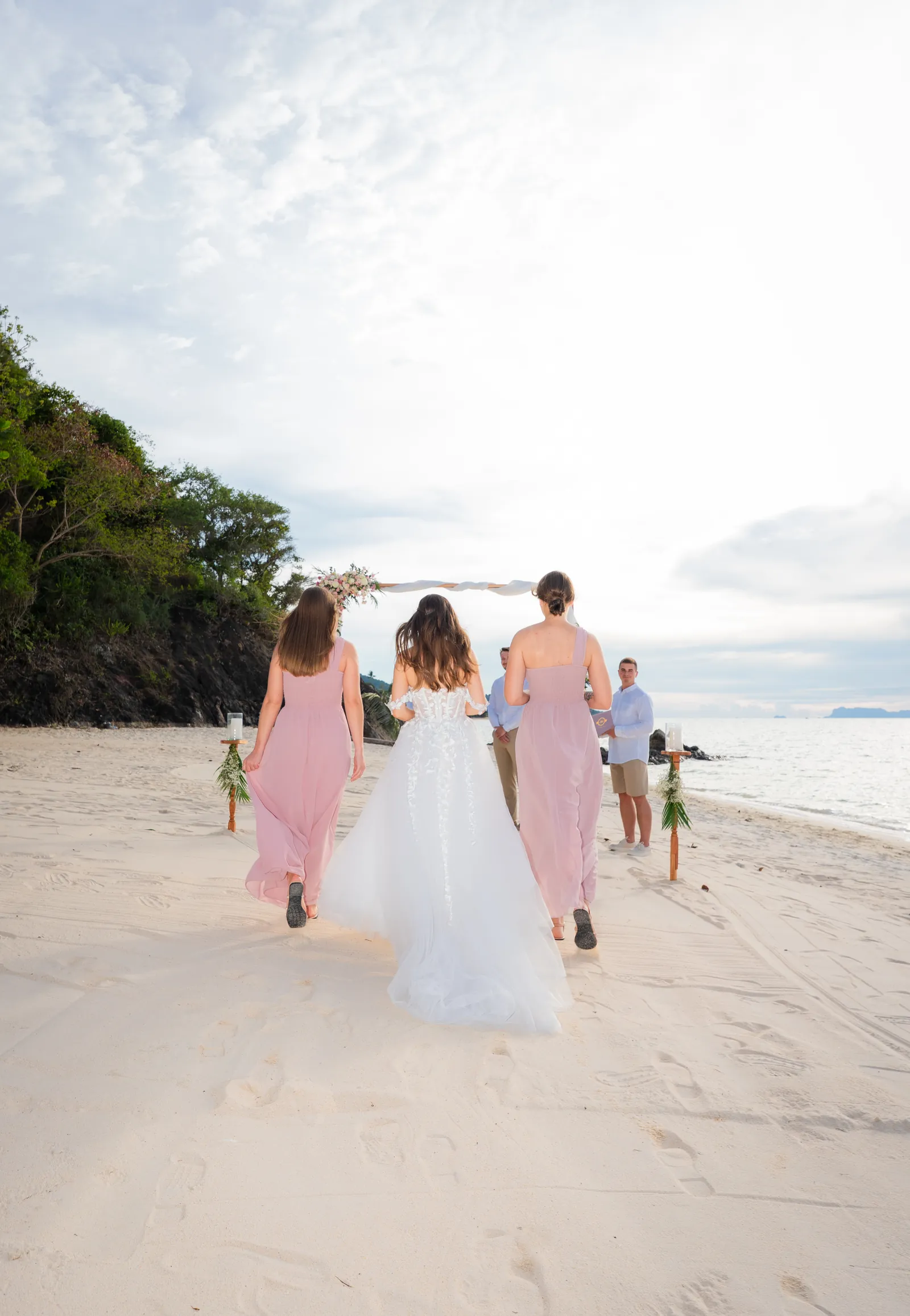 Cape Beach Villa wedding setting — photo 18